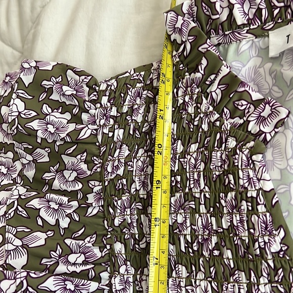 THML smocked Floral Blouse puff sleeve XS - Picture 13 of 16